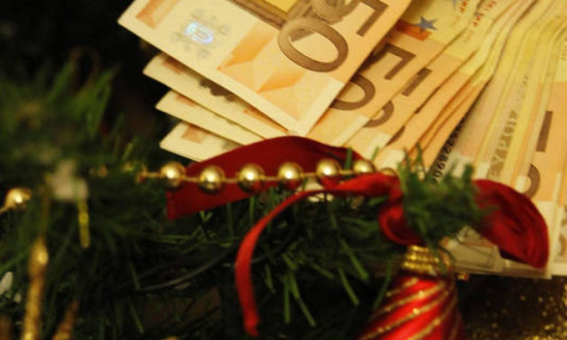 Πώς αμείβεται η εργασία την περίοδο των εορτών Χριστουγέννων και Πρωτοχρονιάς