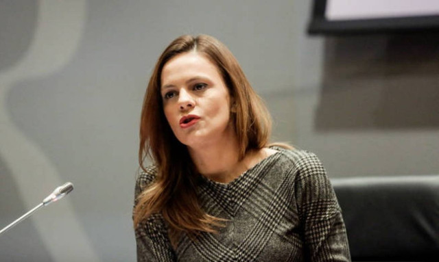 Labour Min Achtsioglou announces new procedure for the settlement of debt