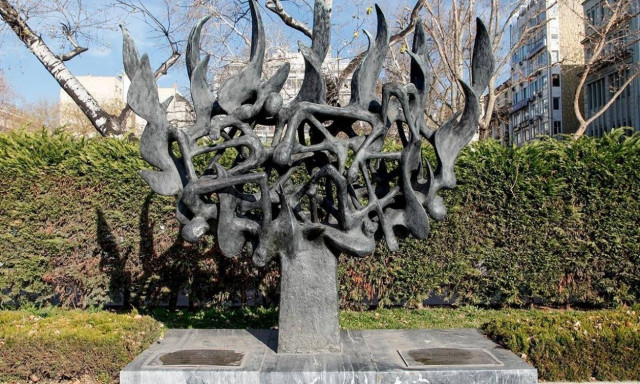 Θεσσαλονίκη: Προκαταρκτική εξέταση για τη βεβήλωση του Μνημείου Ολοκαυτώματος