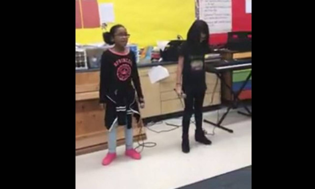 Απίστευτη εκτέλεση τραγουδιού των Nirvana από… παιδιά - ροκστάρ (vid)