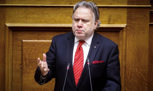 Κυβέρνηση - οπερέτα: Άλλα λέει ο Καμμένος για τους Τούρκους και άλλα ο Κατρούγκαλος