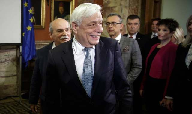 Greece will stand by you, President Pavlopoulos said to unaccompanied refugee children