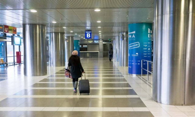 Μήλος: Απίστευτη ταλαιπωρία για επιβάτες πτήσεων λόγω... αδιαθεσίας