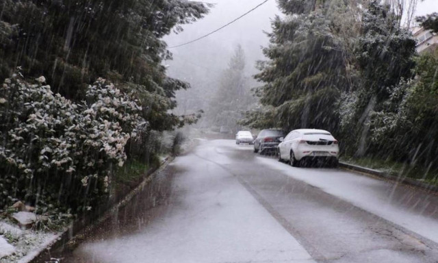 Έκτακτο δελτίο ΕΜΥ: Έρχεται χιονιάς τις επόμενες ώρες - Θα το «στρώσει» και στην Αττική