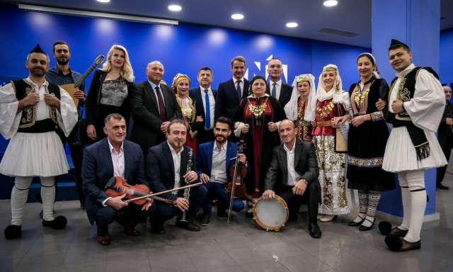 Χριστούγεννα 2018 - Μητσοτάκης: Είμαστε πάντα κοντά στα αναφαίρετα δικαιώματα των Βορειοηπειρωτών