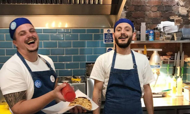 «Φύγετε από το Μπέρμιγχαμ», φώναζαν οι δράστες της ρατσιστικής επίθεσης στους Έλληνες