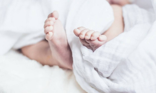 Απίστευτη τραγωδία: Με ένα φασόλι πνίγηκε το 9 μηνών βρέφος στην Κρήτη