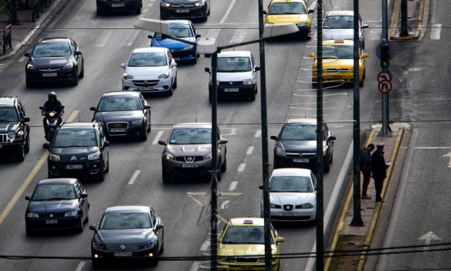 Λήγει η προθεσμία για τα τέλη κυκλοφορίας του 2019