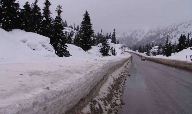 Σφοδρή κακοκαιρία στην Τουρκία: Τρεις νεκροί και 80 τραυματίες (vid)