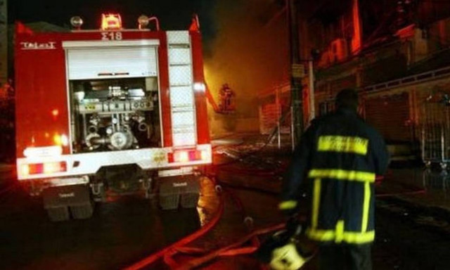 Φωτιά σε διαμέρισμα στο κέντρο της Αθήνας