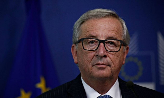 Brexit: Η Ε.Ε. δεν προσπαθεί να εμποδίσει τη Βρετανία να φύγει, διαβεβαιώνει ο Γιούνκερ
