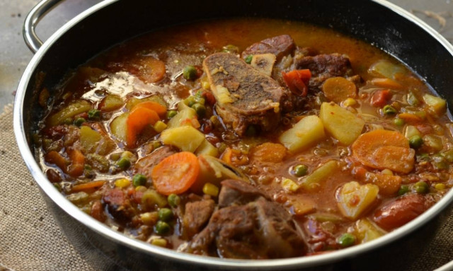 Η συνταγή της ημέρας: Κρεατόσουπα με οσομπούκο