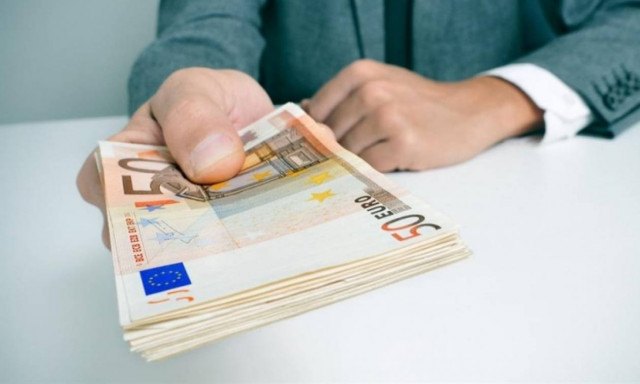 Αυτές είναι οι νέες αποδοχές δημάρχων και περιφερειαρχών