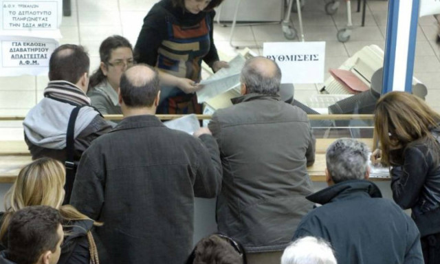 Κατά ριπάς τα κατασχετήρια από την εφορία - Στο στόχαστρο 1,8 εκάτ. πολίτες