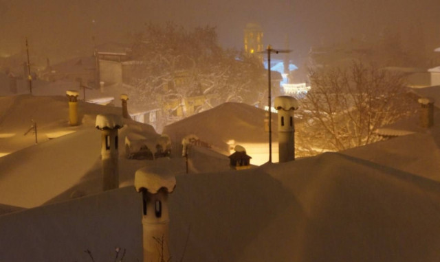 Κακοκαιρία: Σοβαρά προβλήματα ηλεκτροδότησης στην Κασσάνδρα Χαλκιδικής