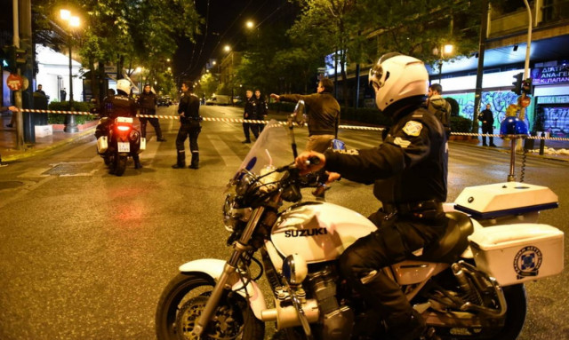 «Λήξη συναγερμού» στη Βασιλίσσης Σοφίας - Τι βρήκαν οι πυροτεχνουργοί