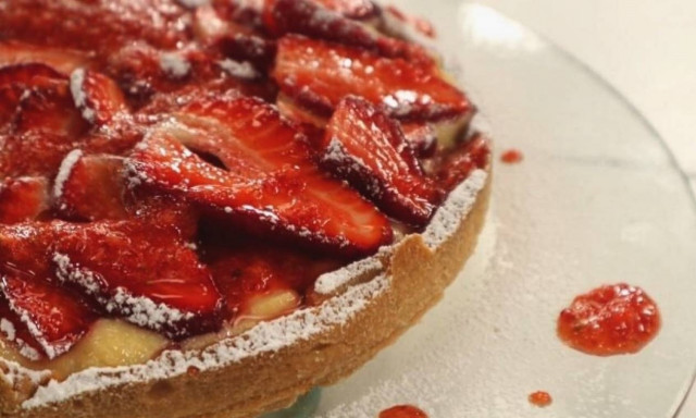 Λαχταριστή συνταγή για τάρτα με φράουλες