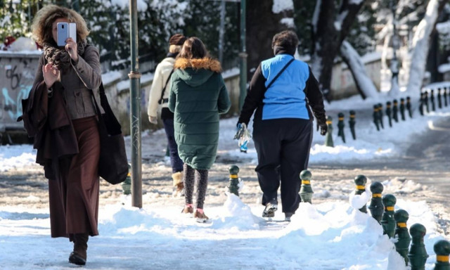 Καιρός χιόνια: Το ΚΑΤ δεν είναι αποκλεισμένο με 15 πόντους χιόνι!