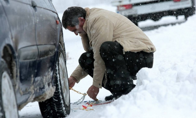 Καιρός Θεσσαλονίκη: Πού χρειάζονται αντιολισθητικές αλυσίδες στην Κεντρική Μακεδονία