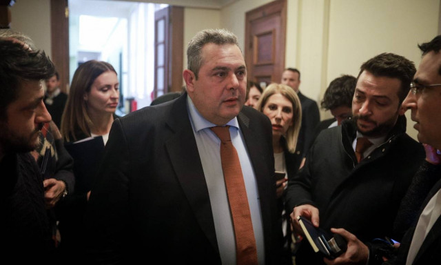 Καταιγιστικές εξελίξεις: Αναβάλλεται η συνάντηση Τσίπρα - Καμμένου