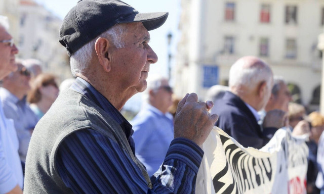 Αποκάλυψη βόμβα: Ψήφισαν την κατάργηση της προσωπικής διαφοράς και όχι την ακύρωση των περικοπών