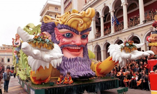 Πάτρα: Ολα έτοιμα για το καρναβάλι - Ξεκινάει στις 19 Ιανουαρίου