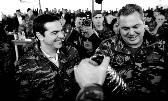 Τσίπρας - Καμμένος: Μια σκηνοθετημένη παραίτηση και μια… αληθινή