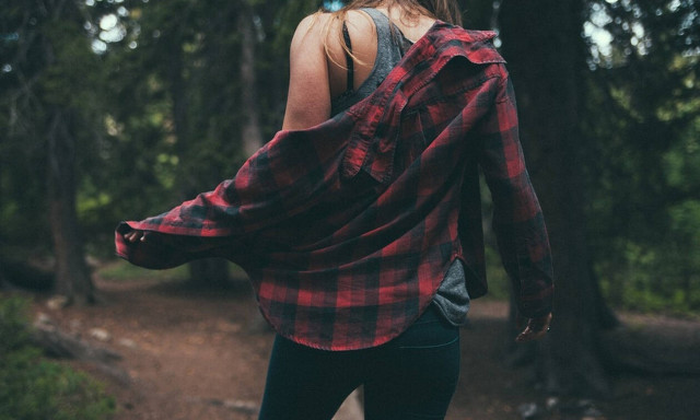 Τα 8 styling tips που πρέπει να προσέξουν οι γυναίκες με μικρό στήθος