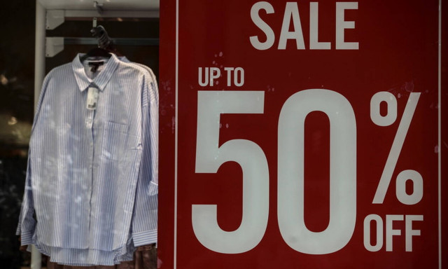 Χειμερινές εκπτώσεις 2019: Προσοχή σε εμπόρους και καταναλωτές