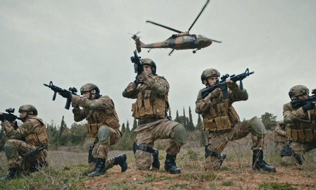 Πάει γυρεύοντας ο Ερντογάν: 80 χιλιάδες Τούρκοι στρατιώτες είναι έτοιμοι να εισβάλουν στη Συρία 