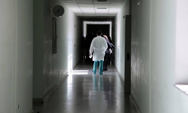 Έκτακτα μέτρα για τη γενική εφημερία ζητούν οι εργαζόμενοι στο «Αττικόν»