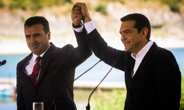 Ο Τσίπρας φέρνει τη Συμφωνία των Πρεσπών με fast-track διαδικασίες