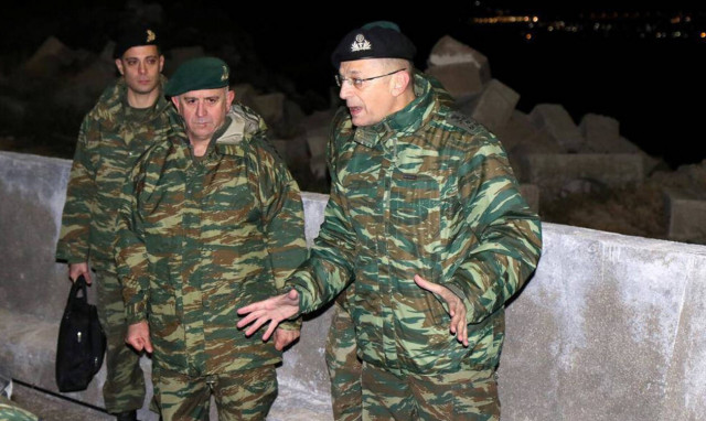 Νυχτερινή έφοδος του Α/ΓΕΣ  στους κομάντο (pics)