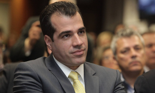 Πλεύρης στο Newsbomb.gr: Η κυβέρνηση δεν θα αντέξει - Πήρε ψήφο εμπιστοσύνης κατόπιν συναλλαγής