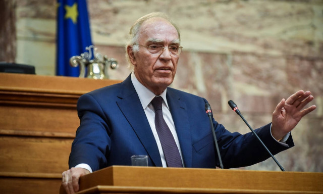 Βασίλης Λεβέντης στο Newsbomb.gr: Εθνική μειοδοσία η παράδοση της Μακεδονίας 