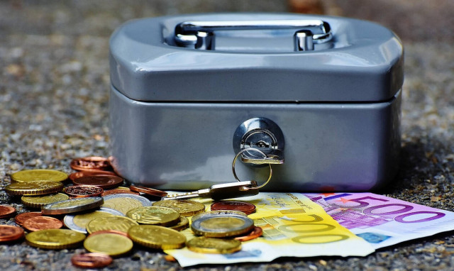 Έχετε χρέη σε Ταμεία και Εφορία; Έρχονται οι 120 δόσεις - Ποιοι θα δουν «κούρεμα» έως 70%