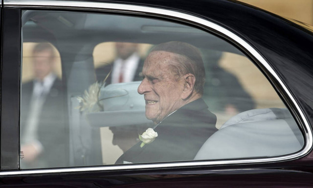 Απίστευτο: Δε θα πιστεύετε τι έκανε ο πρίγκιπας Φίλιππος δύο ημέρες μετά το τροχαίο ατύχημα (Pics)