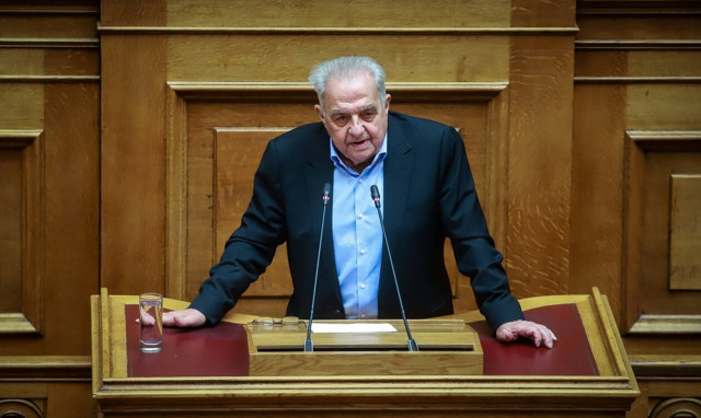 Ο κομβικός ρόλος του Αλέκου Φλαμπουράρη για την προστασία της πρώτης κατοικίας