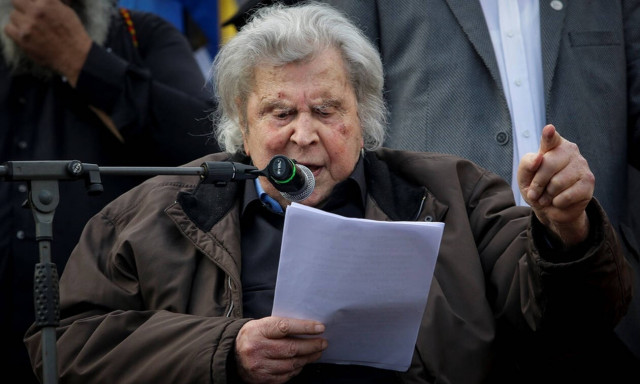 Μίκης Θεοδωράκης για Συμφωνία των Πρεσπών: Μην προχωρήσετε σε αυτό το έγκλημα σε βάρος της Ελλάδας