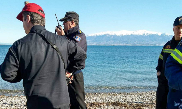 Πτώση αεροσκάφους στο Μεσολόγγι: Συγκλονιστικές εικόνες από την ανέλκυση του μοιραίου αεροπλάνου