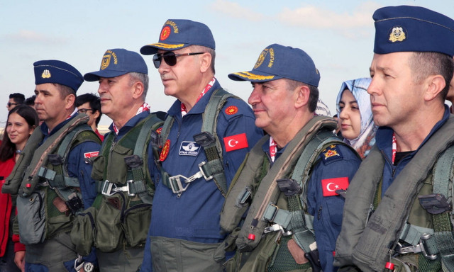 «Ξέφυγαν» πάλι οι Τούρκοι: Απειλούν Ελλάδα και Κύπρο με πόλεμο