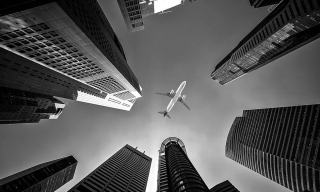 «Θρίλερ» σε πτήση: 250 επιβάτες εγκλωβίστηκαν σε αεροπλάνο για 13 ώρες (Pics)