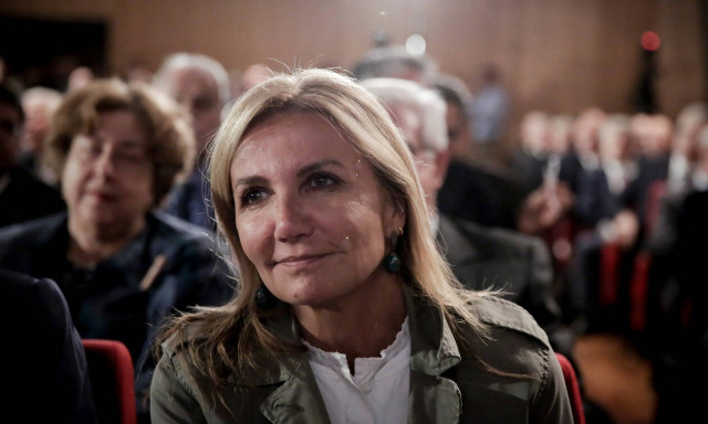 Στο συλλαλητήριο για τη Μακεδονία και η Μαρέβα Μητσοτάκη: «Δακρυγόνα σε οικογένειες, ντροπή!»