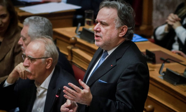 Βουλή - Κατρούγκαλος: Με τη Συμφωνία πήραμε το 110% όσων παγίως ζητούσαμε