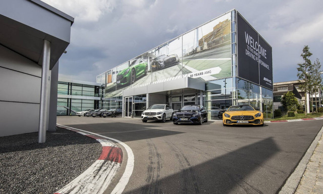 Δεν πάει το μυαλό σας σε ποια χώρα σχεδιάζει η Mercedes να κατασκευάζει αυτοκίνητα…