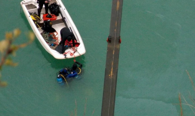 «Θρίλερ» στο Αγρίνιο: Τα sms που έστειλε η 35χρονη σε συγγενή της πριν βρεθεί νεκρή (vids)