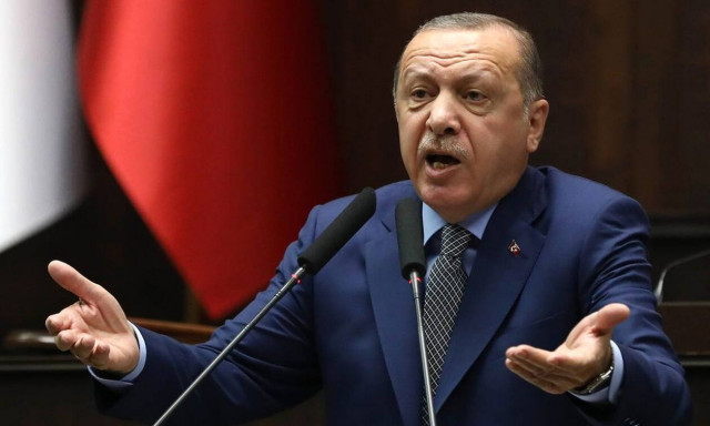 Ξεπέρασε κάθε όριο ο Ερντογάν: «Ειρηνευτική» η εισβολή στην Κύπρο, «ανθρωπιστική» η σφαγή στη Συρία