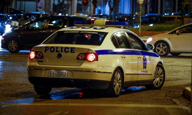 Συναγερμός στο ΥΠΟΙΚ από δύο «ύποπτες» βαλίτσες