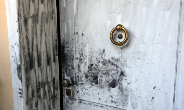 Άρχισε η δίκη των ληστών με το σίδερο: Συγκλονίζει η κατάθεση της 86χρονης από την Κυψέλη 