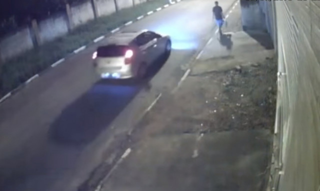 Εσείς τι θα κάνατε αν σας κυνηγούσε ένας... μανιακός οδηγός; (vid)